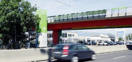 vue d'ensemble du photo-bioréacteur du pont des grandes-communes © thecloudinitiative