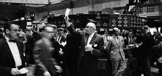 Salle de marché du NYSE avant l’introduction des écrans et de la cotation électronique