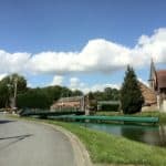 Vue de Tupigny et de son pont tournant © Hektor, via Wikimedia Commons