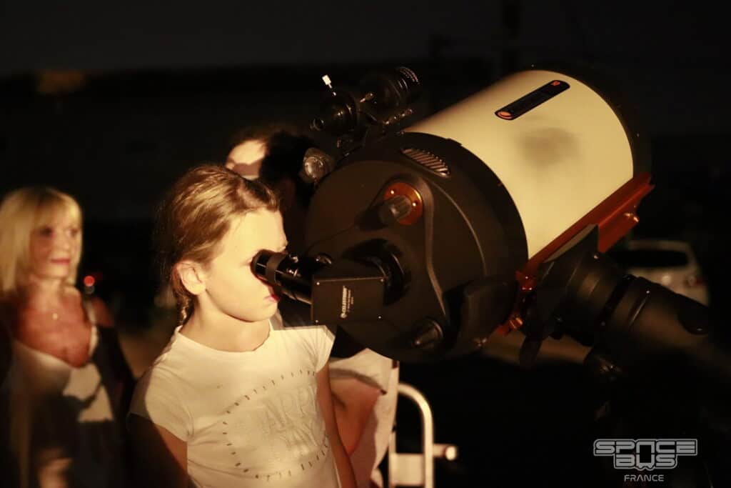 observation du ciel nocturne SpaceBus France